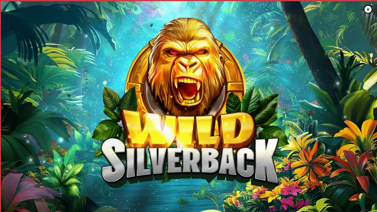 Pemandangan hutan tropis yang rimbun dengan simbol gorila dalam permainan slot Wild Silverback